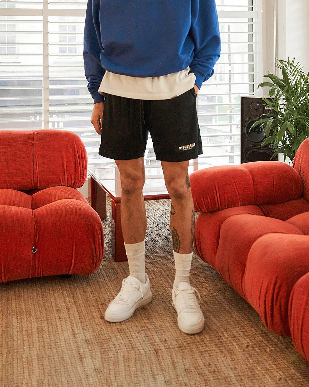 Represent Owners Club Black Shorts - Image 2